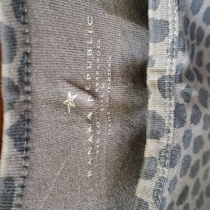 Banana Republic Gray Leopard Print Top